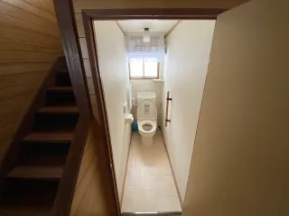 Kutchan_house_toilet